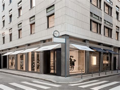 Chanel opens Italy’s first ‘twin’ boutique in Milan’s 